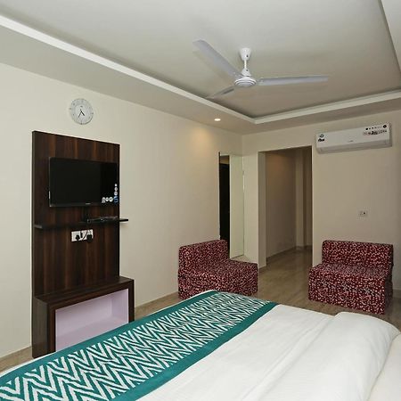 Hotel O Lakshya New Delhi Exterior photo