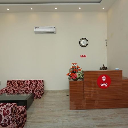 Hotel O Lakshya New Delhi Exterior photo