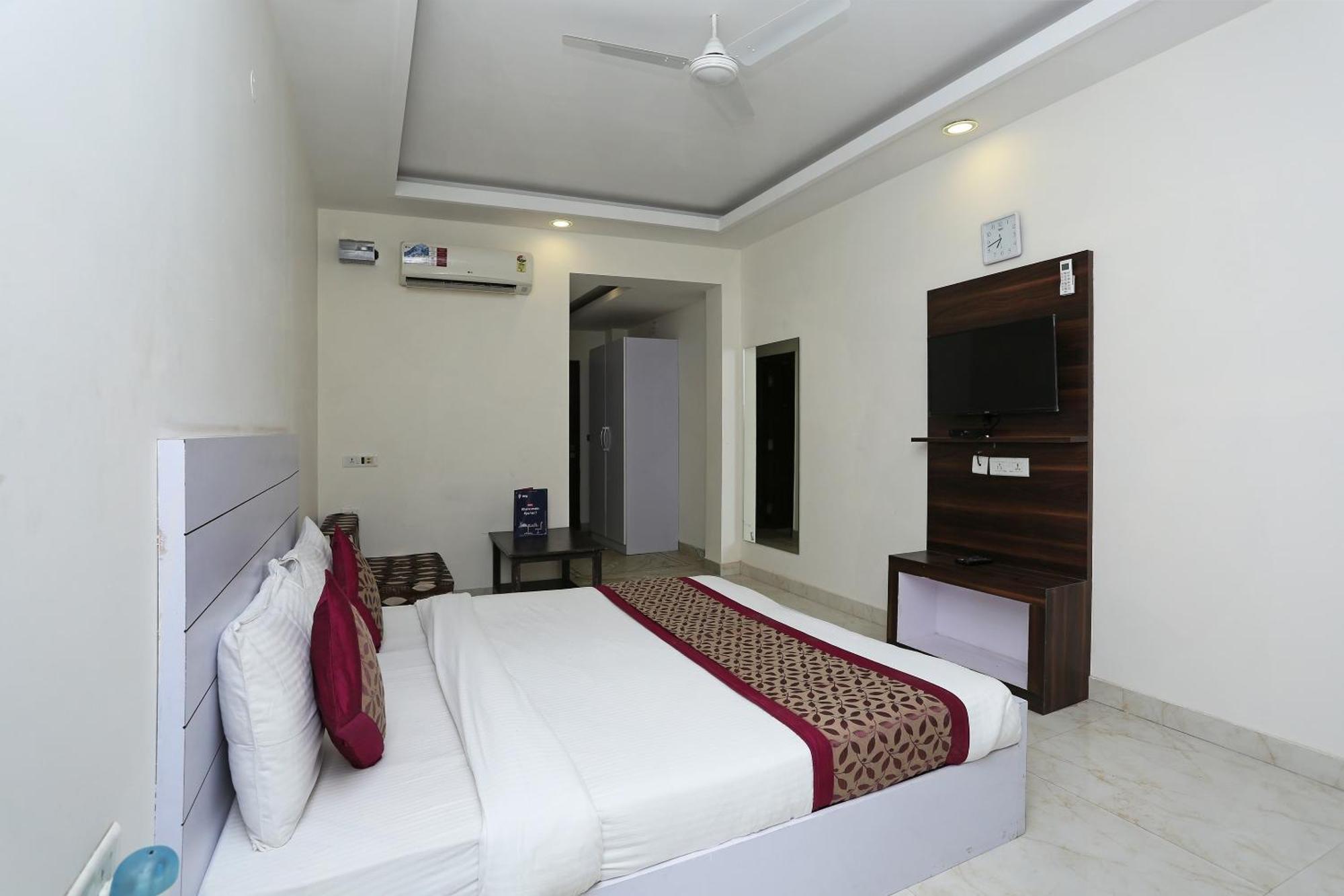 Hotel O Lakshya New Delhi Exterior photo